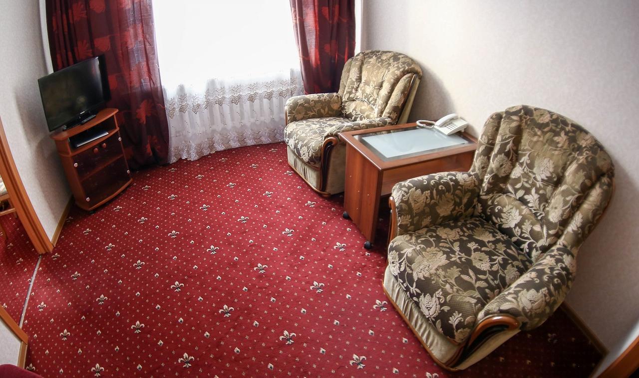 Severnaya Hotel Novosibirsk Ngoại thất bức ảnh