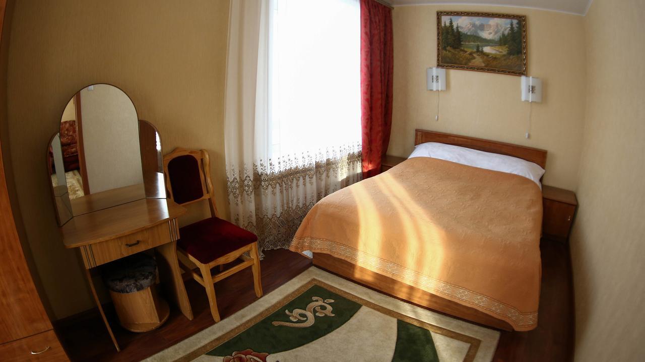 Severnaya Hotel Novosibirsk Ngoại thất bức ảnh